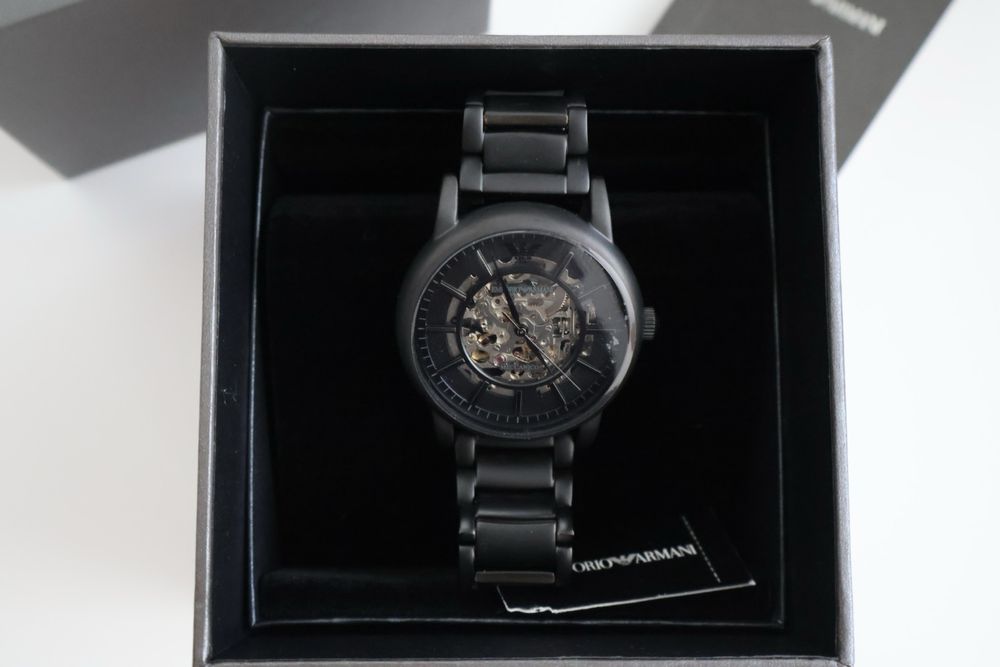 Emporio Armani часовник AR60045