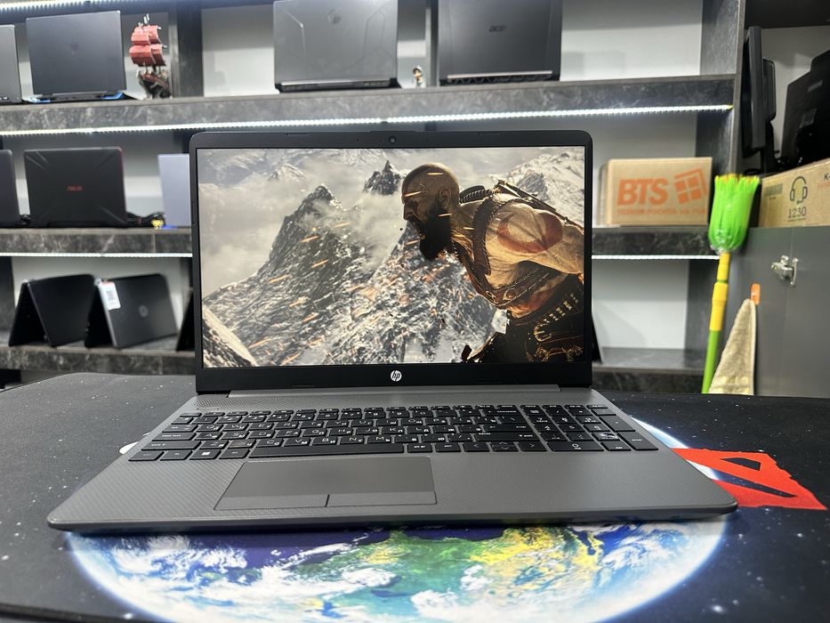 Офисный ноутбук HP i5-1235U 8/512GB