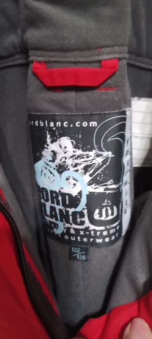 Продавам детско ски долнище 122-128см