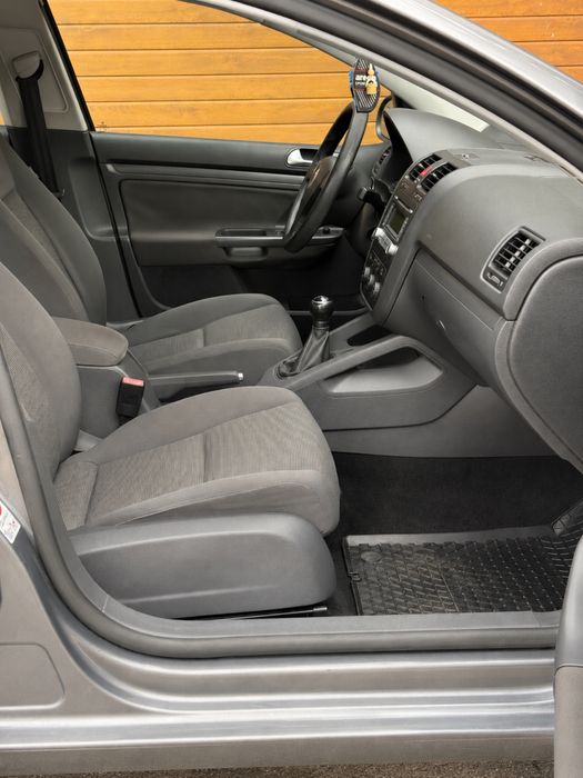 Volkswagen Golf 1.4 MPI 75.000 km