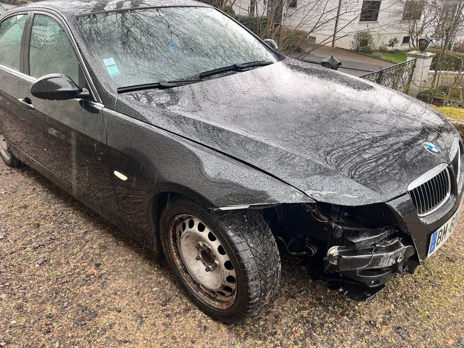 Bmw 330 xd e90 ușor avariat import Franța