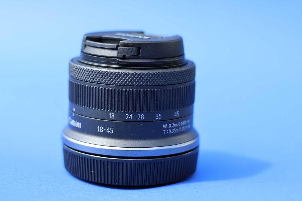 обектив Canon RF-S 18-45mm f/4.5-6.3 IS STM