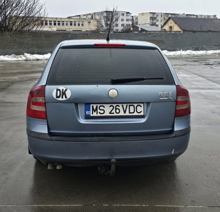 Skoda Octavia 2 brack