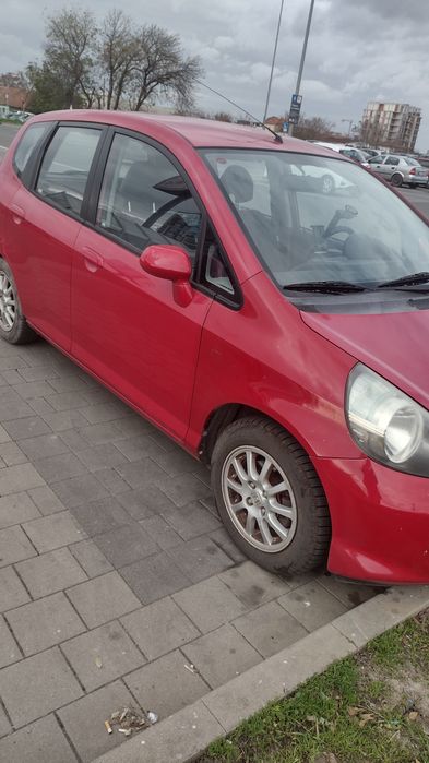 Продавам Ноnda Jazz 1.4