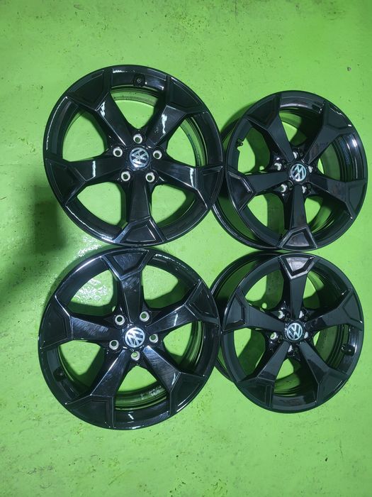 17 5x112  Vw Passat Tiguan Touran Caddy Golf лети джанти 5х112