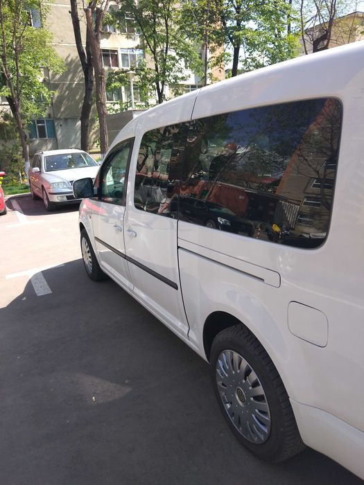 VW CADDY MAXI 2.0TDI 140CP 7 locuri