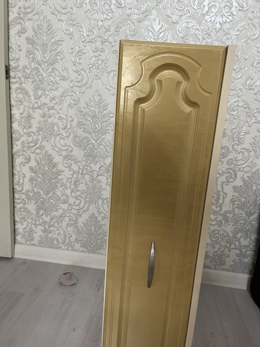 Куханный шкафы. полка