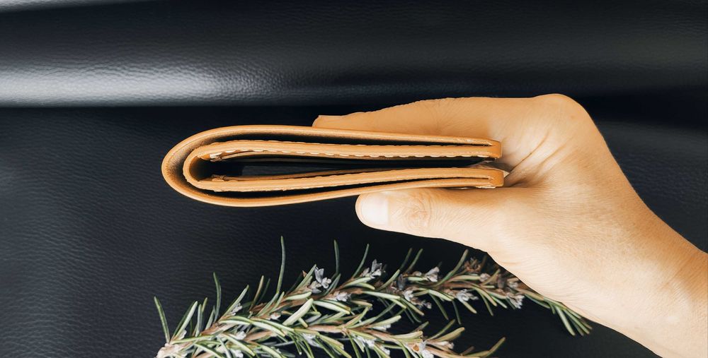 Ръчно изработени минималистични кожени портфейли за мъже, черни