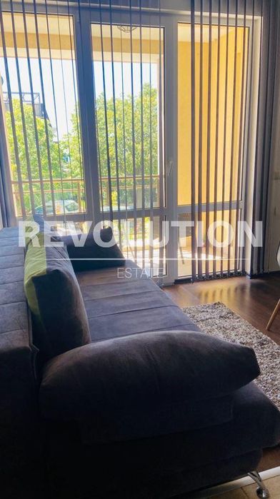 Дава се под наем Тристаен апартамент в Варна, м-т Евксиноград - 70 кв.м за 600 € - Снимка #2