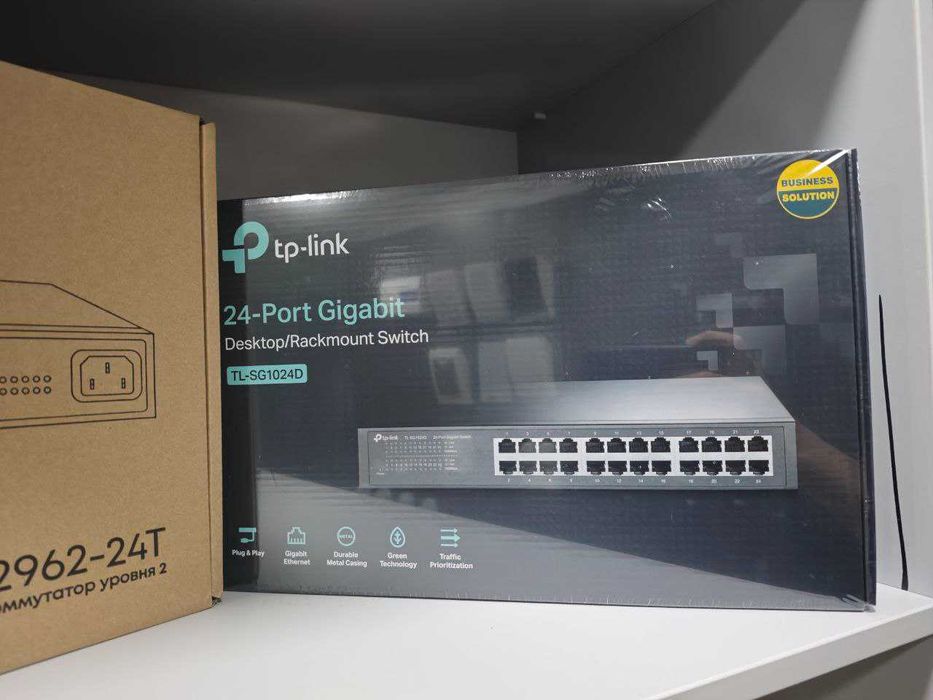 Патч панель 24 порт кат 6