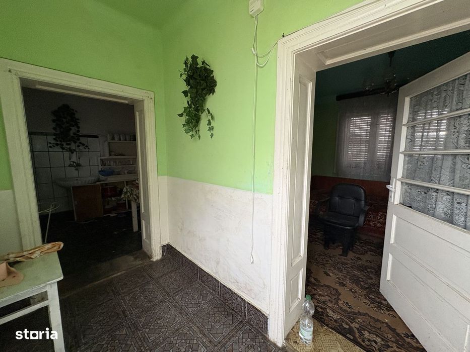 Casa de vanzare Santion ,teren 3800 mp