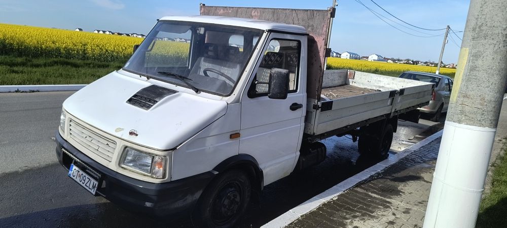 Camioneta Iveco daily 3.5