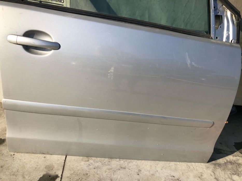 usa portiera dreapta fata vw polo 9n facelift 2007