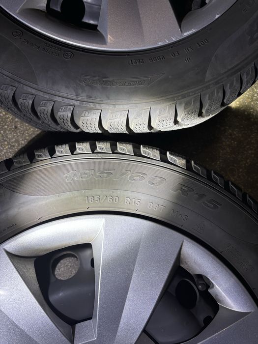 Jante originale Skoda Fabia 15+cauciucuri Pirelli dot 2021