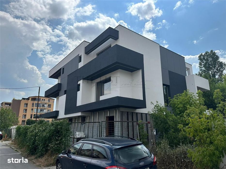 Iancu Nicolae | Vila Lux 7 Camere | Cambridge School