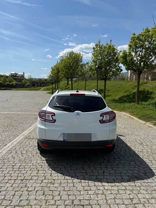 Renault Megane 3 1.5 dci 110 cp