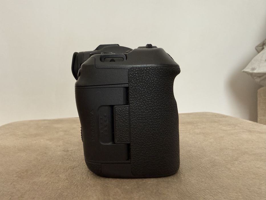 Canon R5, BONUS 2 acumulatori originali