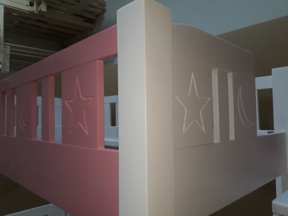 TRANSPORT GRATUIT.Pat etajat-supraetajat din lemn masiv.Cod 2603