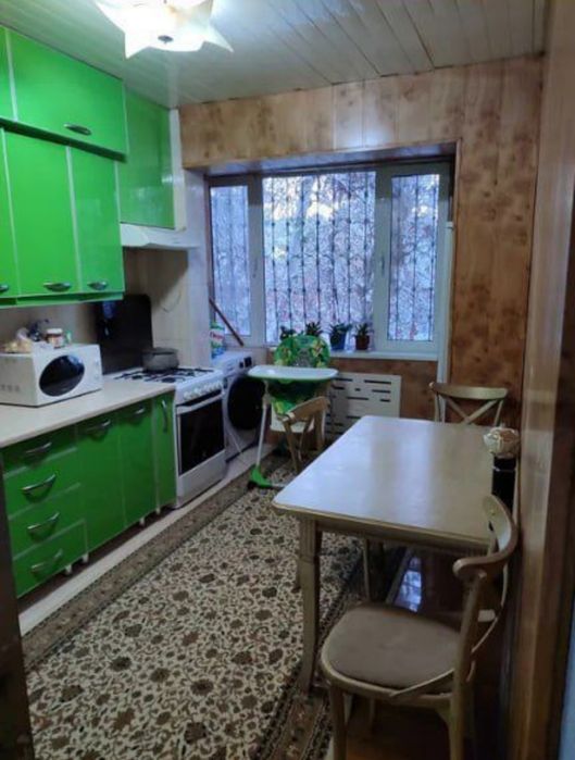 Bollarga Novza metro sheriklikkika kvartira bor!