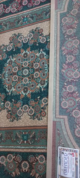 Продам ковёр 2х3