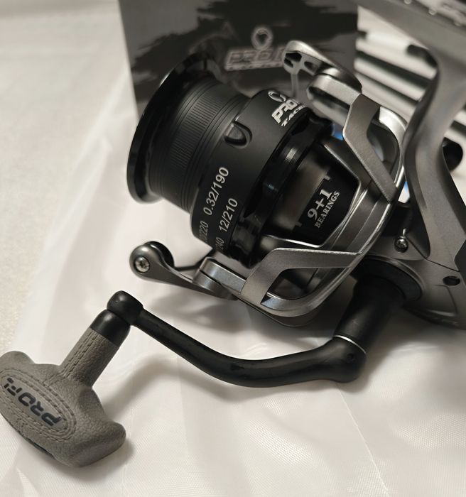 SET 2 Feedere ROBINHAN X SENSE 3.90m 180g + 2 Mulinete PRO FL CH6000