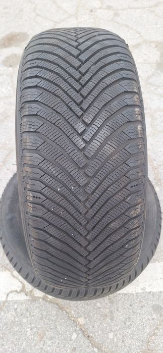 НОВА! 1 бр 215 55 17 Michelin alpin 7