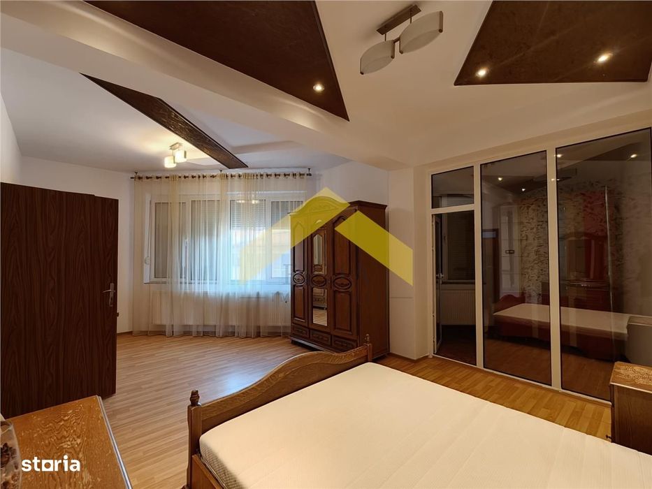 Apartament 3 camere de inchiriat ultracentral