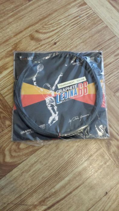 Корда за тенис ракети