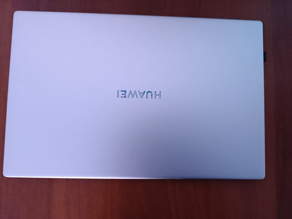 HUAWEI  тез арада сатылады