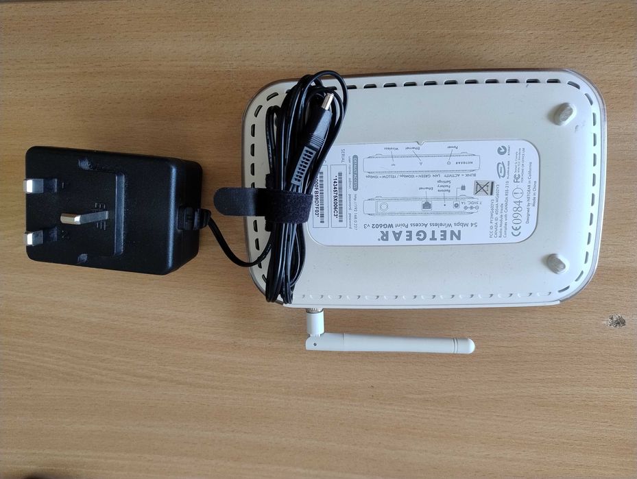 54 Mbps Wi-Fi Access Point Netgear WG 602 v3