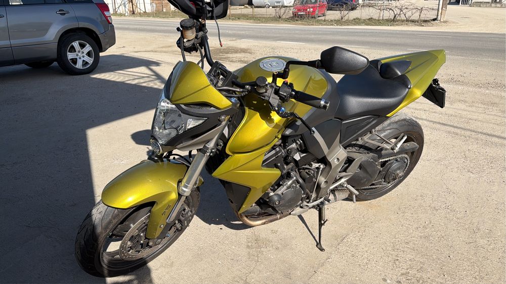 Motocicleta Honda CB1000R