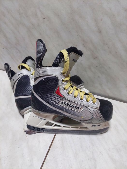 Patine 205 hochei hochey Bauer Vapor X:05 marime 31 ( 19,3 cm)