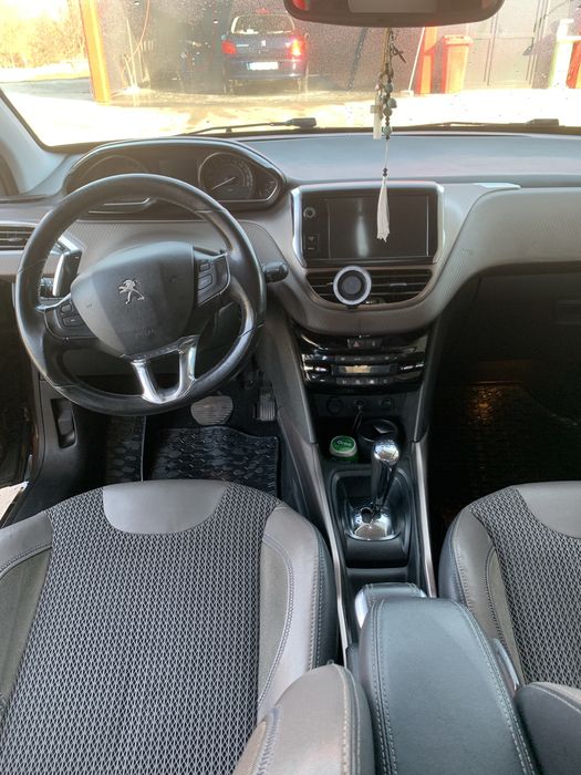 Peugeot 2008 2014 diesel, 5.923 € — imagine 2