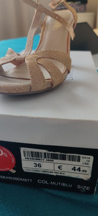 Sandale.elegante material textil