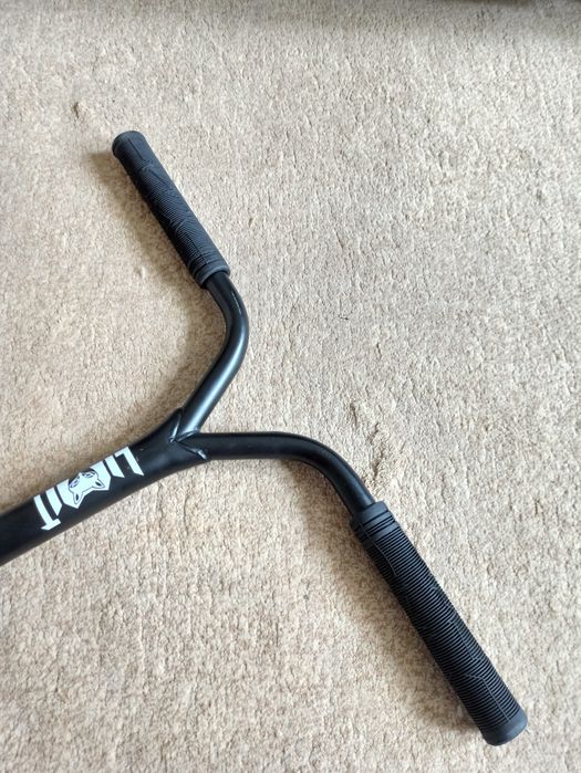 Трюковой самокат Limit