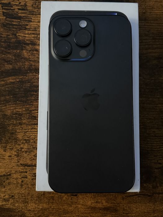 Apple iPhone 16 Pro Max 256GB (Dual eSIM)