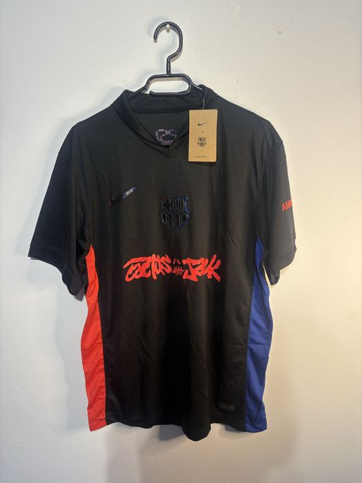 tricou barcelona travis scott