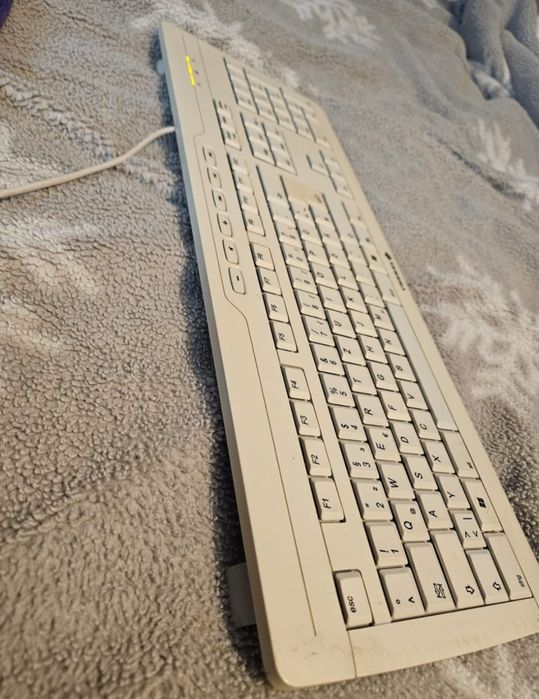 Tastatura Cherry alb stare buna