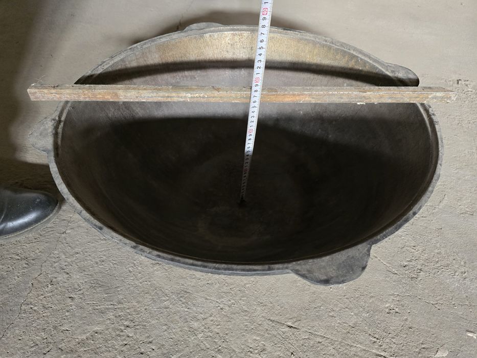 Продаётся казан алюминовый + СССР.