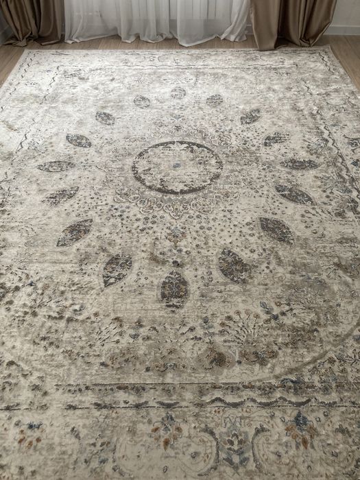 Продам  Иранский ковёр