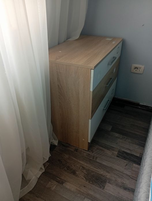 Donez comoda cu 3 sertare