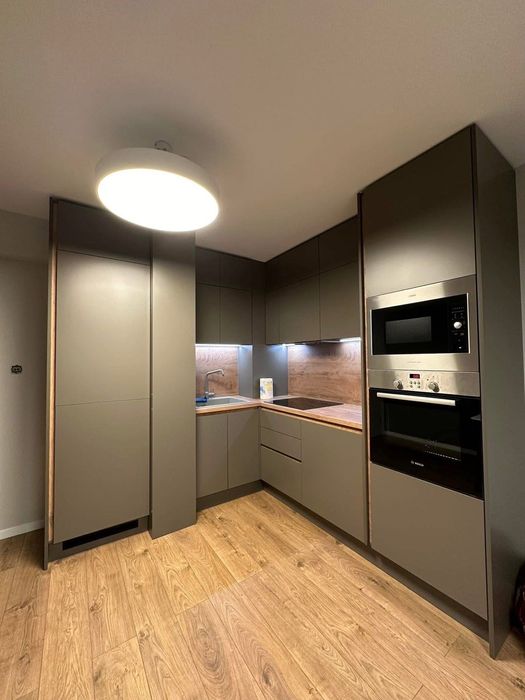 Дава се под наем Двустаен апартамент в София, Център - 71 кв.м за 750 € - Снимка #3