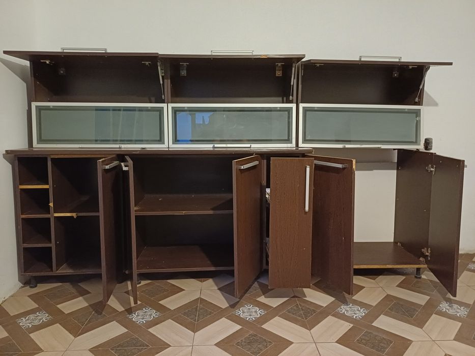 Vând mobila bucatarie
