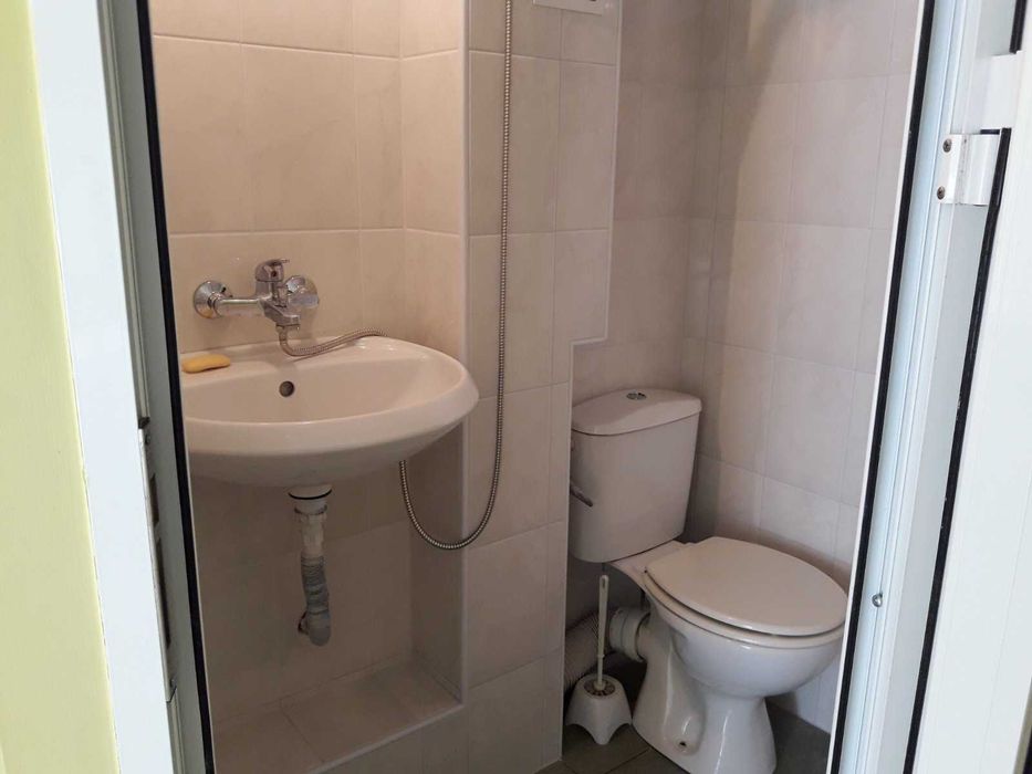 КРАТКОСРОЧЕН НАЕМ- Партерно студио- център, консумативи вкл. в цената