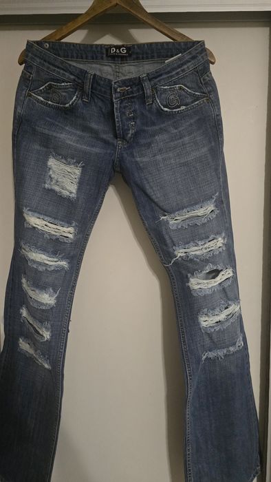 Дънки-чисто нови дънки