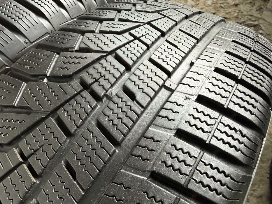 4x Anvelope Iarna 215/65 R17 - Hankook Winter I Cept Evo 2 Suv AO