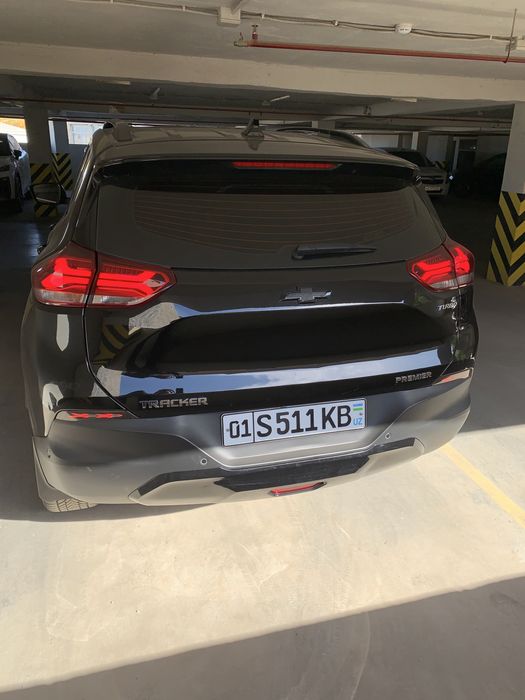 срочна сотилади Tracker 2  premier состаяни яхши пўлни қора қилинган