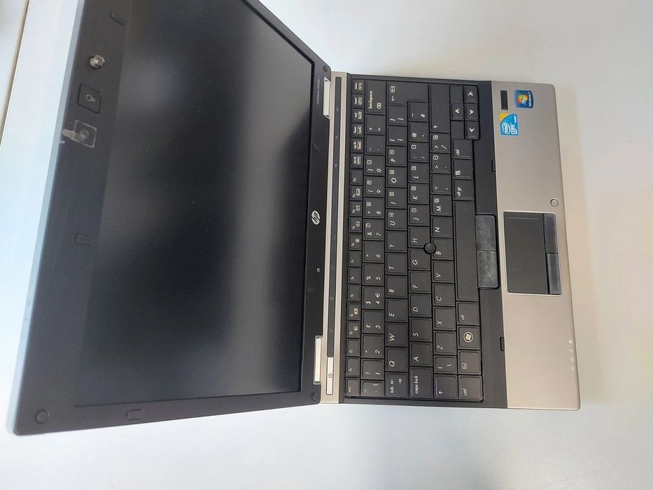 Laptop Hp 2540p metalic/aluminiu  : procesor i7/ SSD 256 gb/ 8gb ram - baterie 2.5 h ideal Tester diagnoza  auto dimensiuni reduse autonomie mare