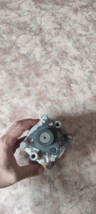 Новый Гур Ауди А4 100 с4