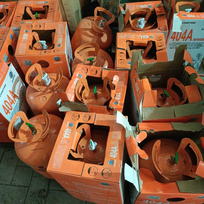 Продам пустые баллоны из под фреона